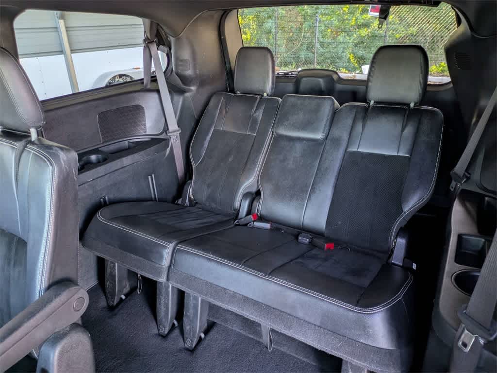 Thumbnail: 2015 Dodge Grand Caravan - 15