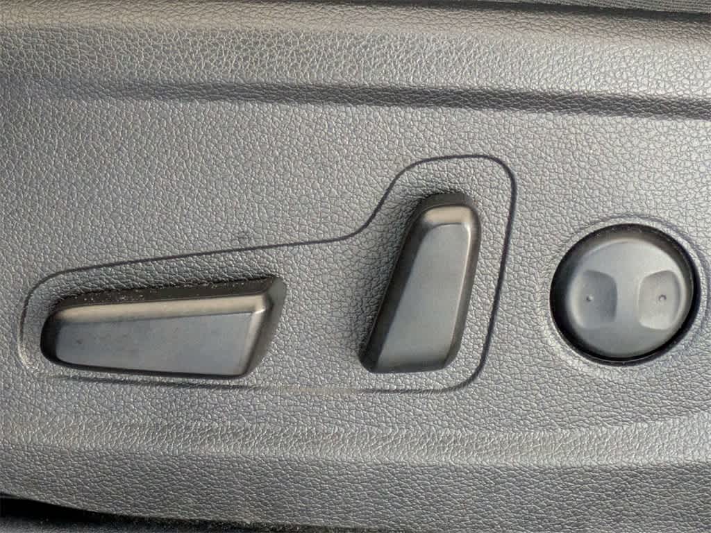 Thumbnail: 2020 Hyundai Palisade - 28