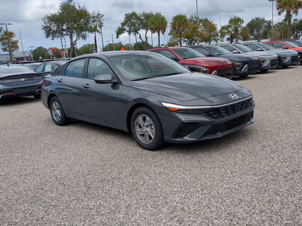 Thumbnail: 2025 Hyundai Elantra - 9