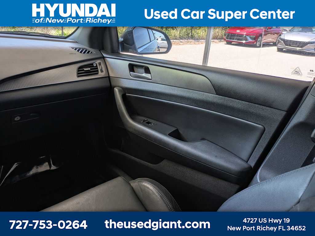 Thumbnail: 2018 Hyundai Sonata - 18