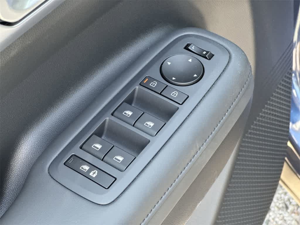 Thumbnail: 2025 Hyundai Santa Fe - 17