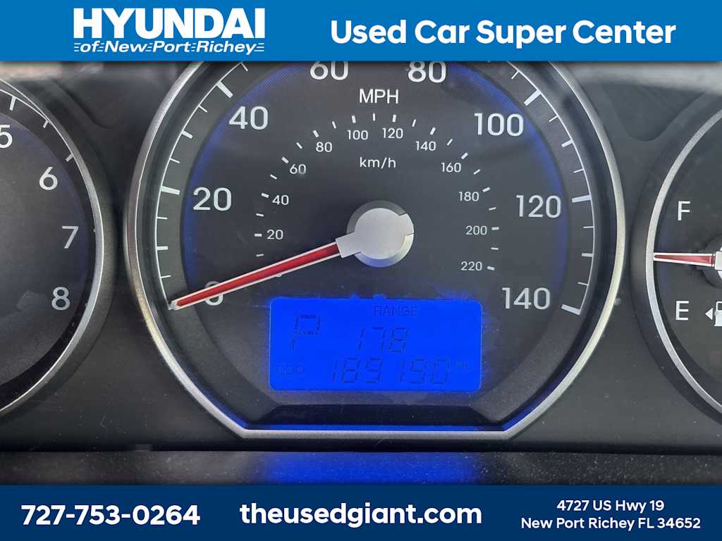 Thumbnail: 2011 Hyundai Santa Fe - 11