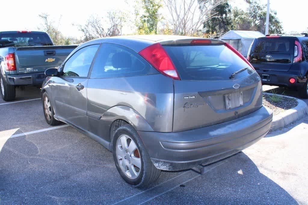 Thumbnail: 2002 Ford Focus - 2