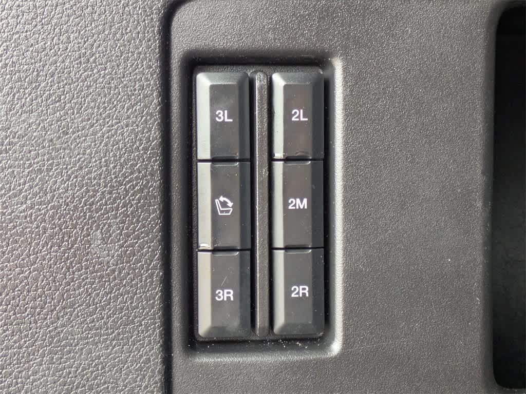 Thumbnail: 2018 Ford Expedition - 12