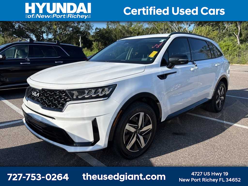 Thumbnail: 2023 Kia Sorento - 1
