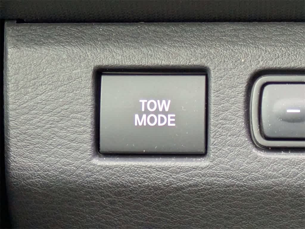 Thumbnail: 2022 Nissan Frontier - 26