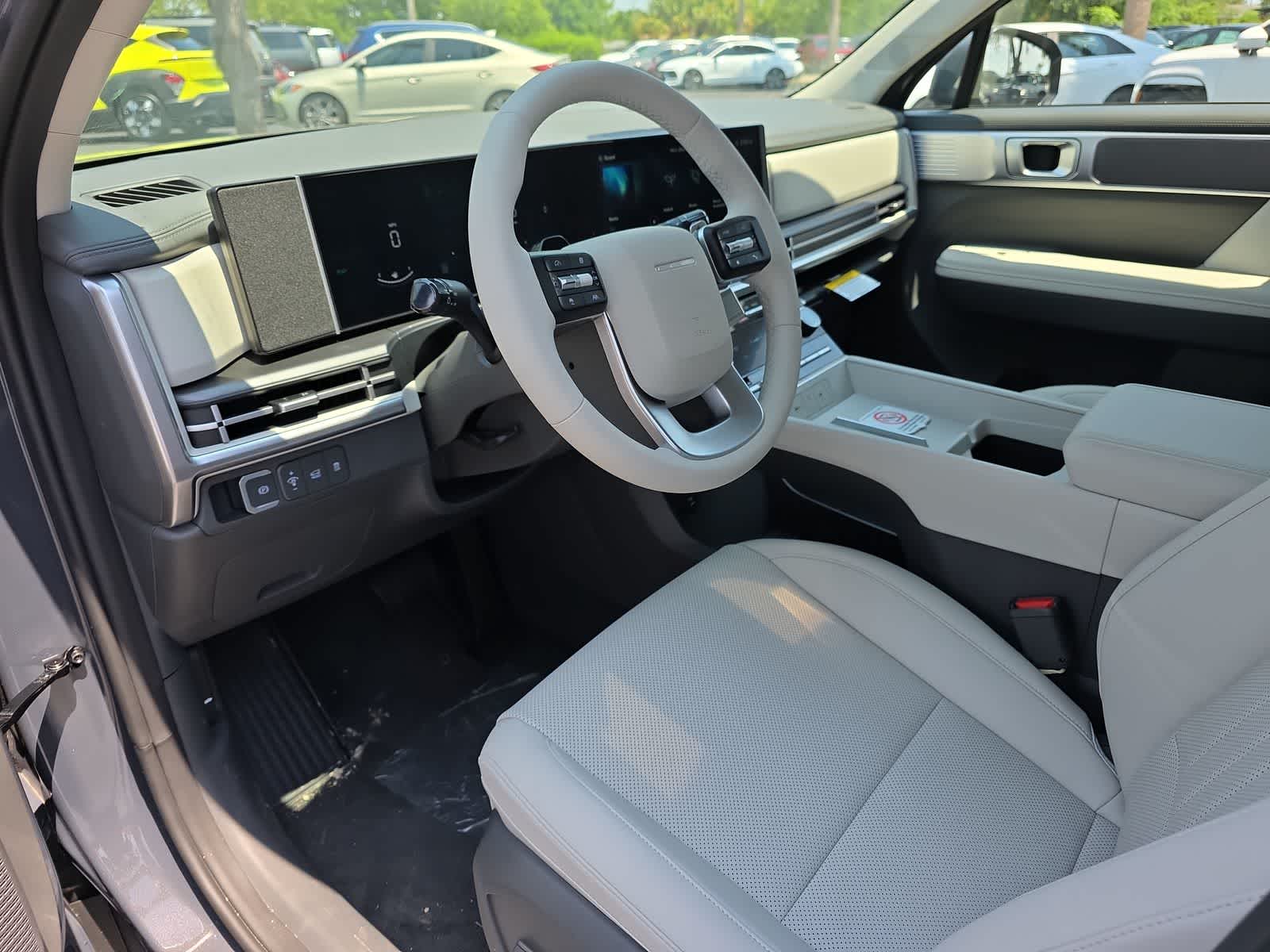 2025 Hyundai Santa Fe SEL 2