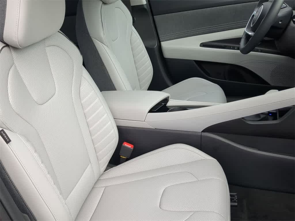 Thumbnail: 2026 Hyundai Elantra - 22