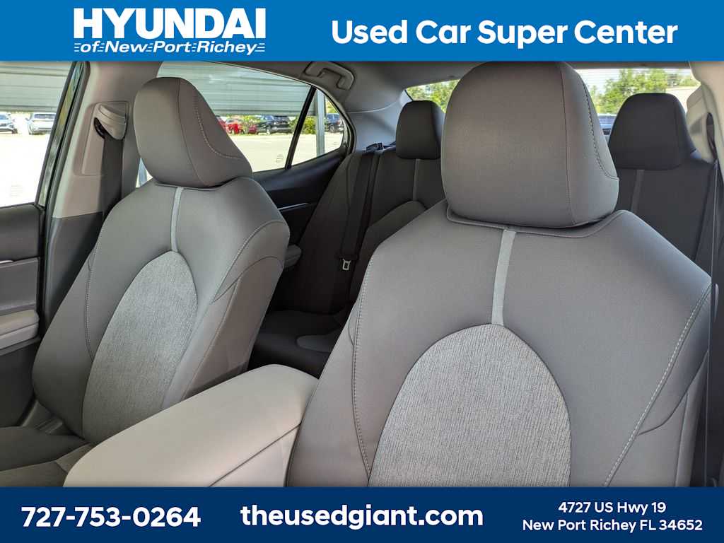 Thumbnail: 2022 Toyota Camry - 7