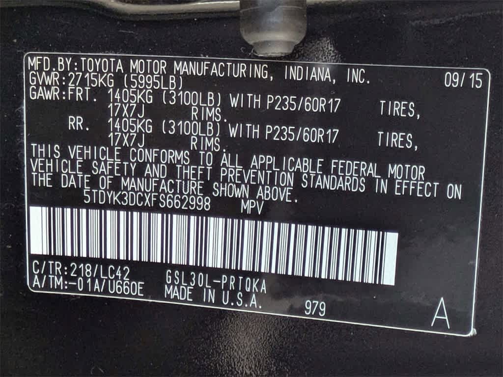 Thumbnail: 2015 Toyota Sienna - 40