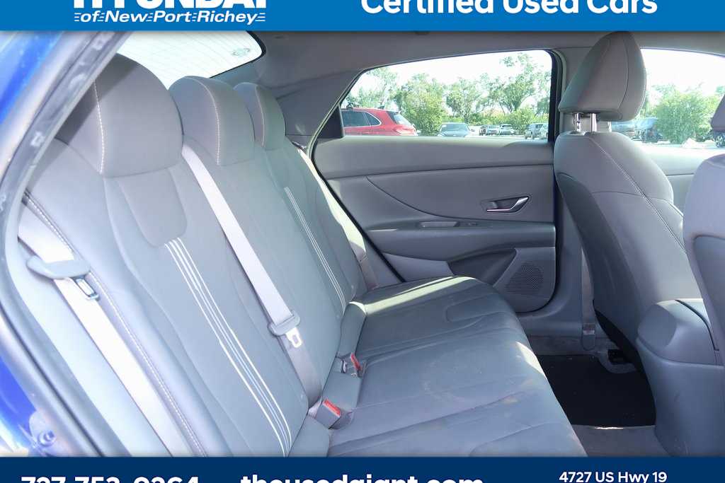 Thumbnail: 2021 Hyundai Elantra - 8