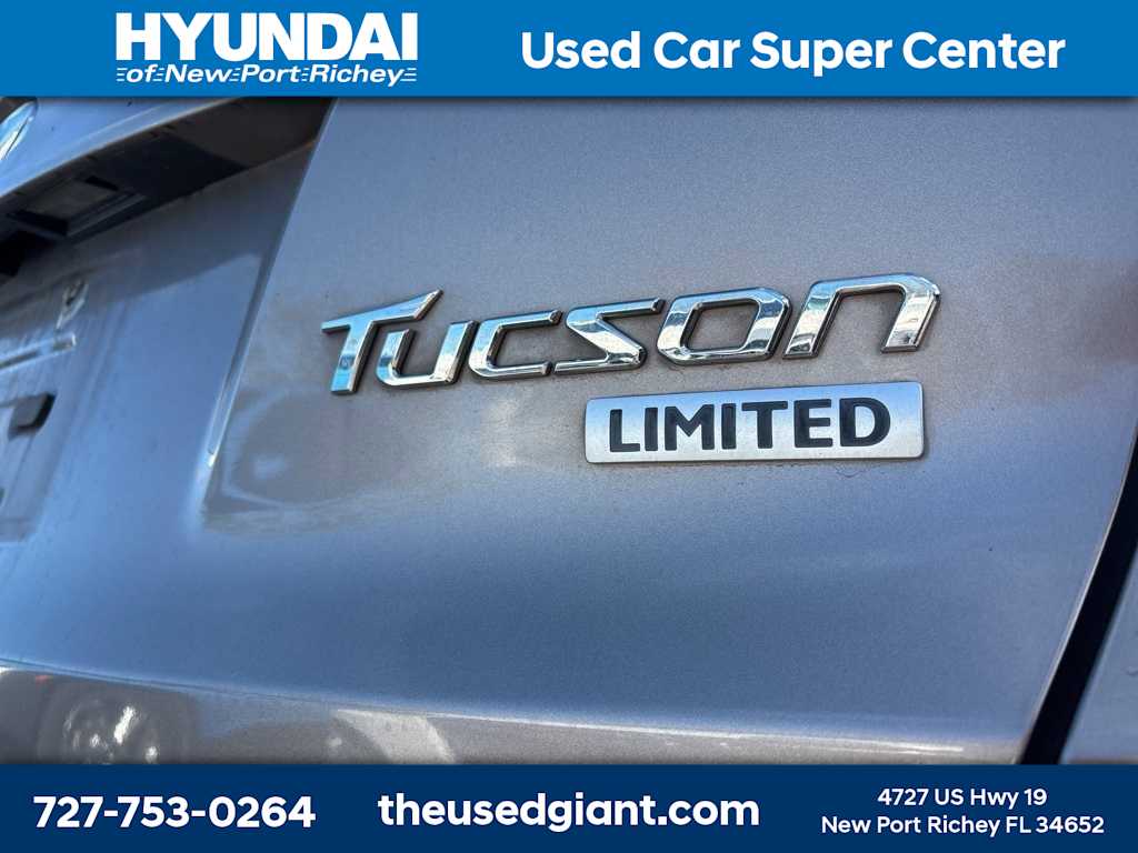 Thumbnail: 2011 Hyundai Tucson - 5