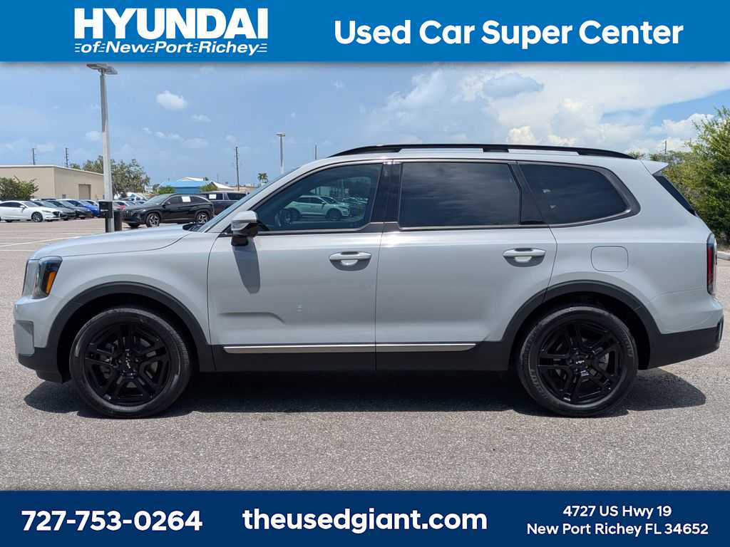 Thumbnail: 2023 Kia Telluride - 2