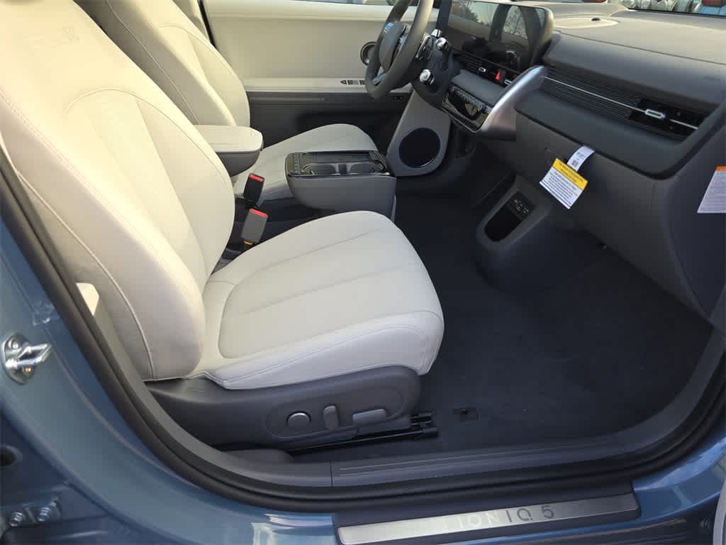 Thumbnail: 2026 Hyundai Ioniq 5 - 21