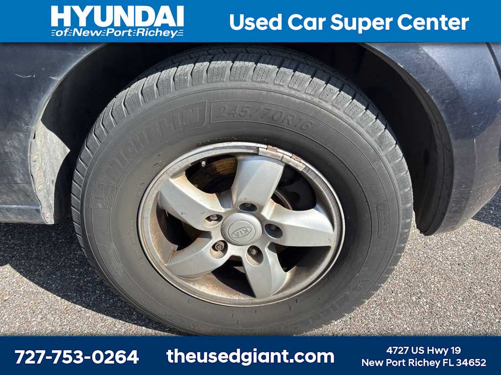 Thumbnail: 2009 Kia Sorento - 6