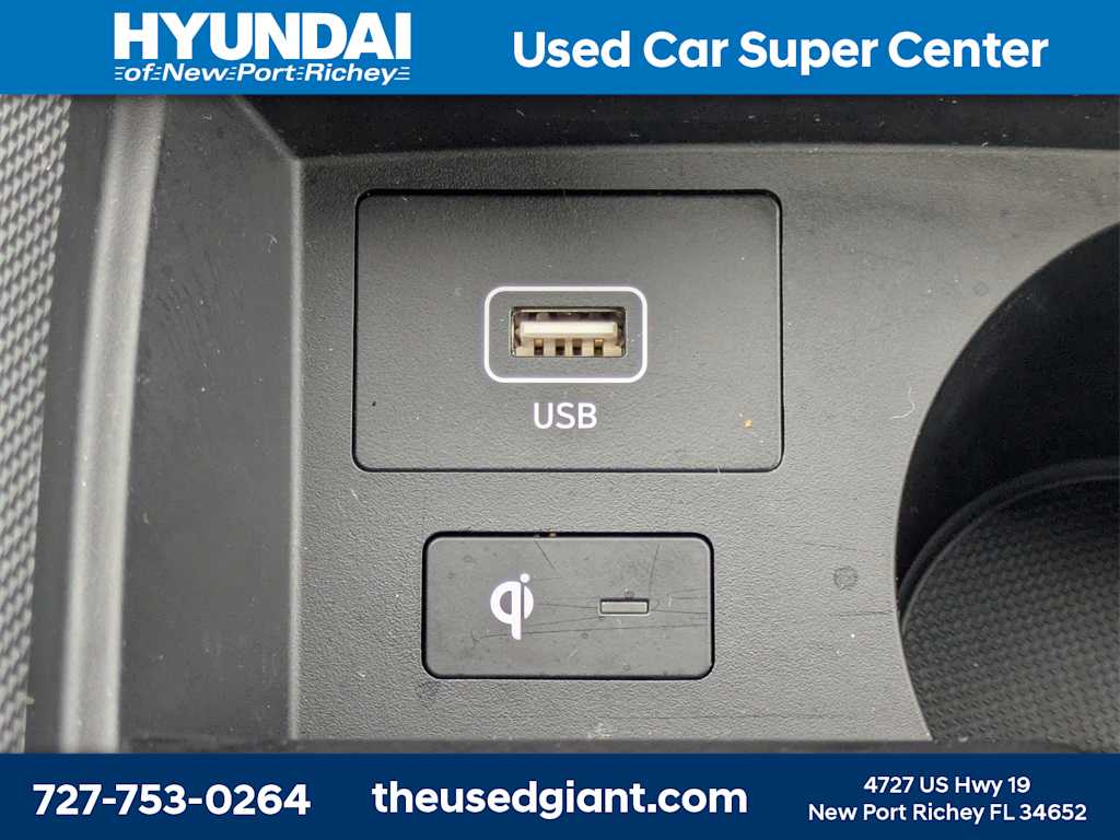 Thumbnail: 2022 Hyundai Santa Fe - 28