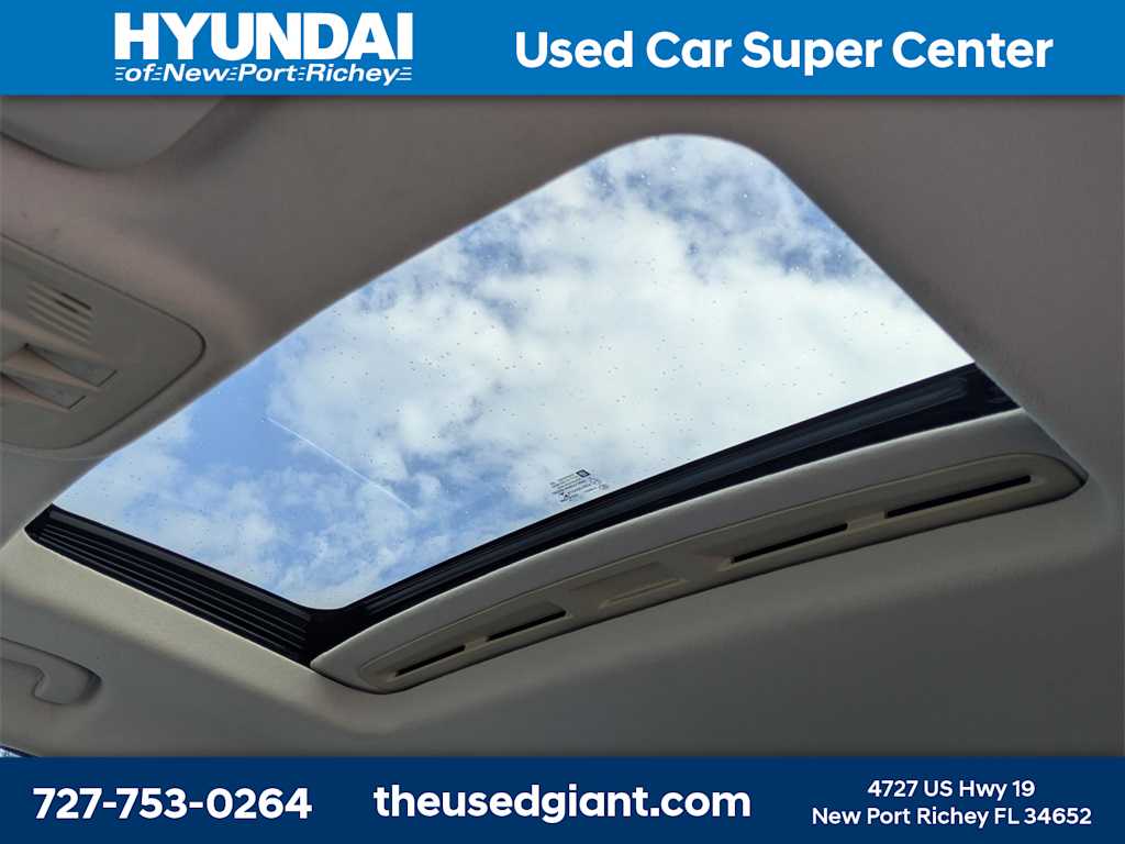 Thumbnail: 2017 Chevrolet Cruze - 22