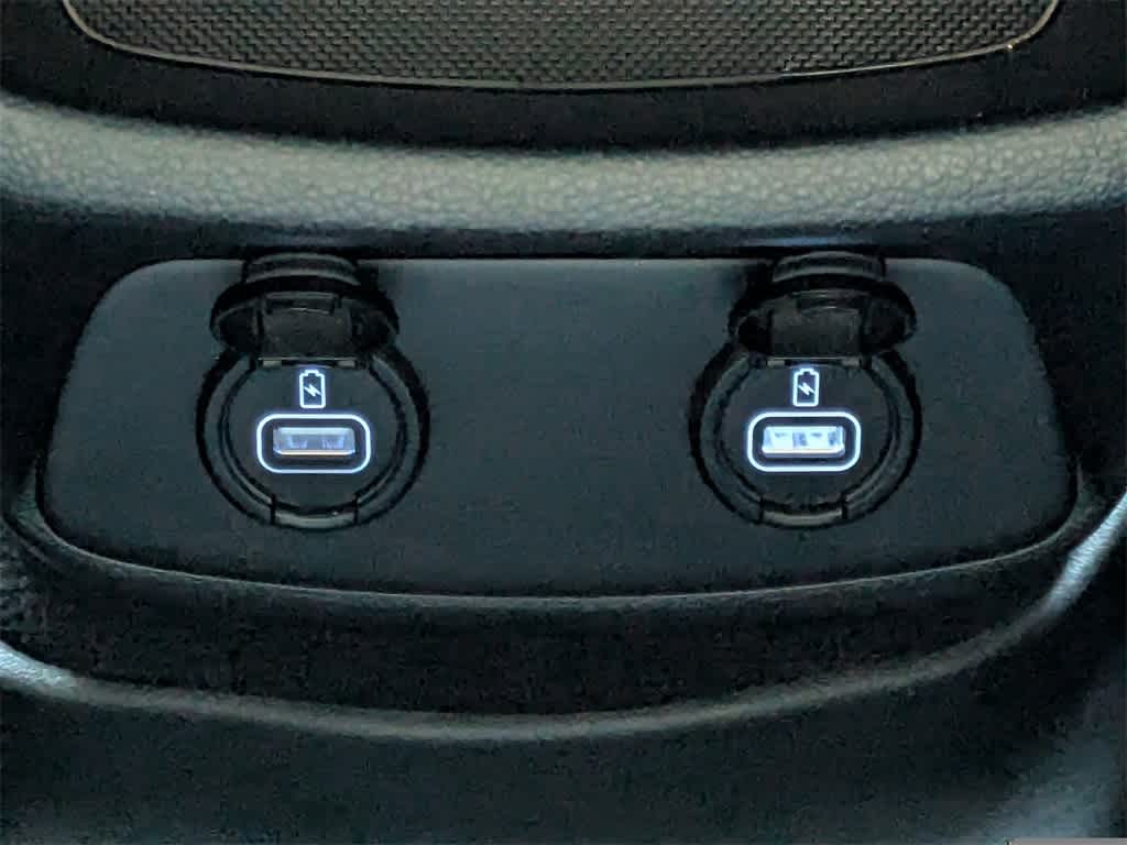 Thumbnail: 2019 Hyundai Santa Fe - 16