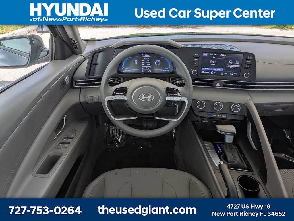 Thumbnail: 2025 Hyundai Elantra - 16