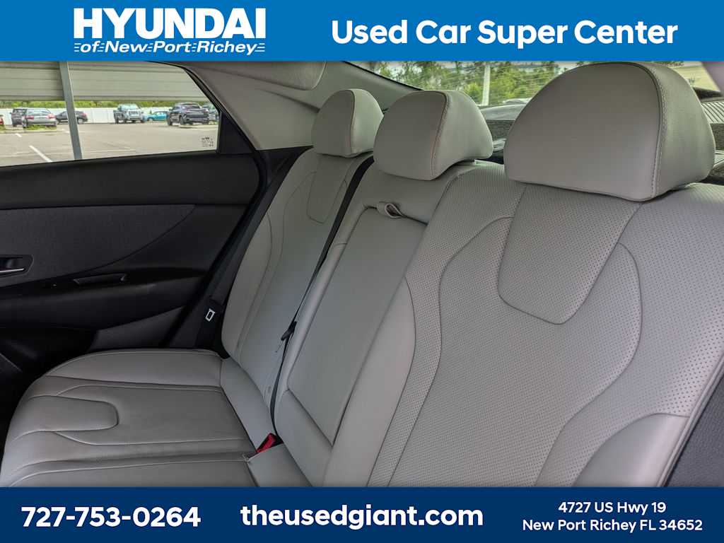 Thumbnail: 2023 Hyundai Elantra - 14