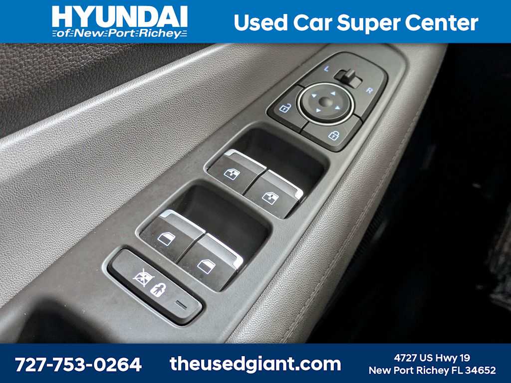 Thumbnail: 2020 Hyundai Santa Fe - 27