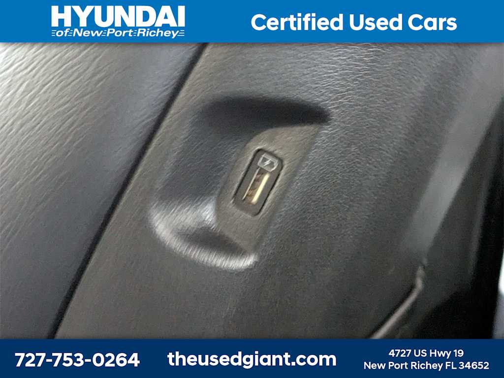 Thumbnail: 2022 Hyundai Palisade - 18