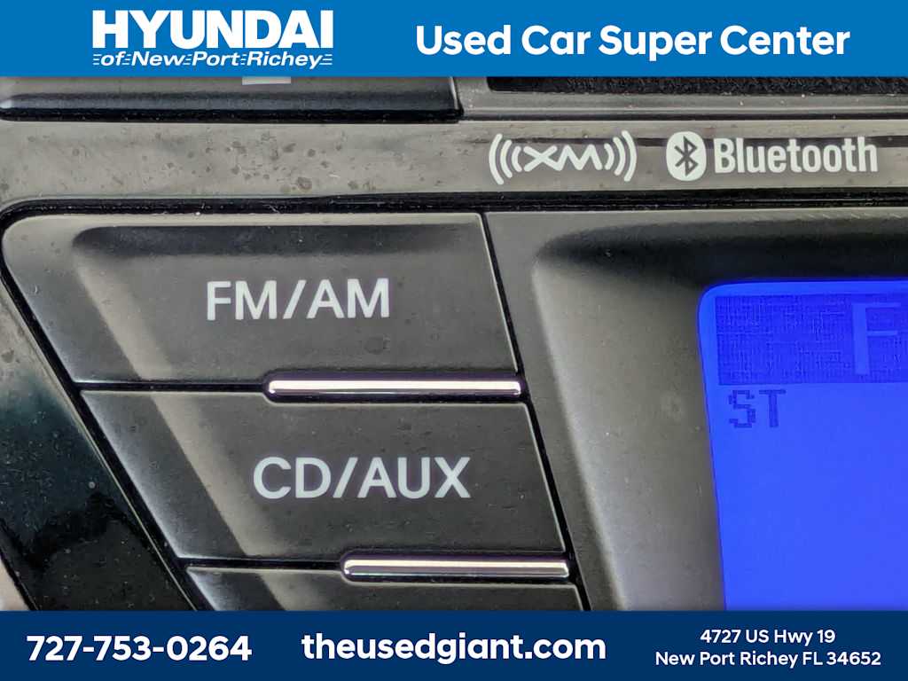Thumbnail: 2013 Hyundai Elantra - 19