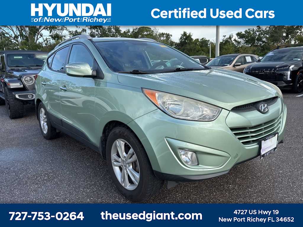 Thumbnail: 2013 Hyundai Tucson - 4