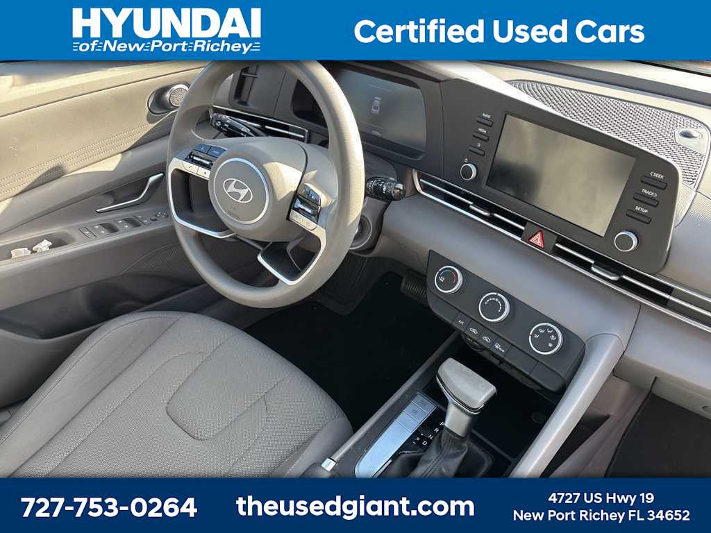 Thumbnail: 2024 Hyundai Elantra - 6