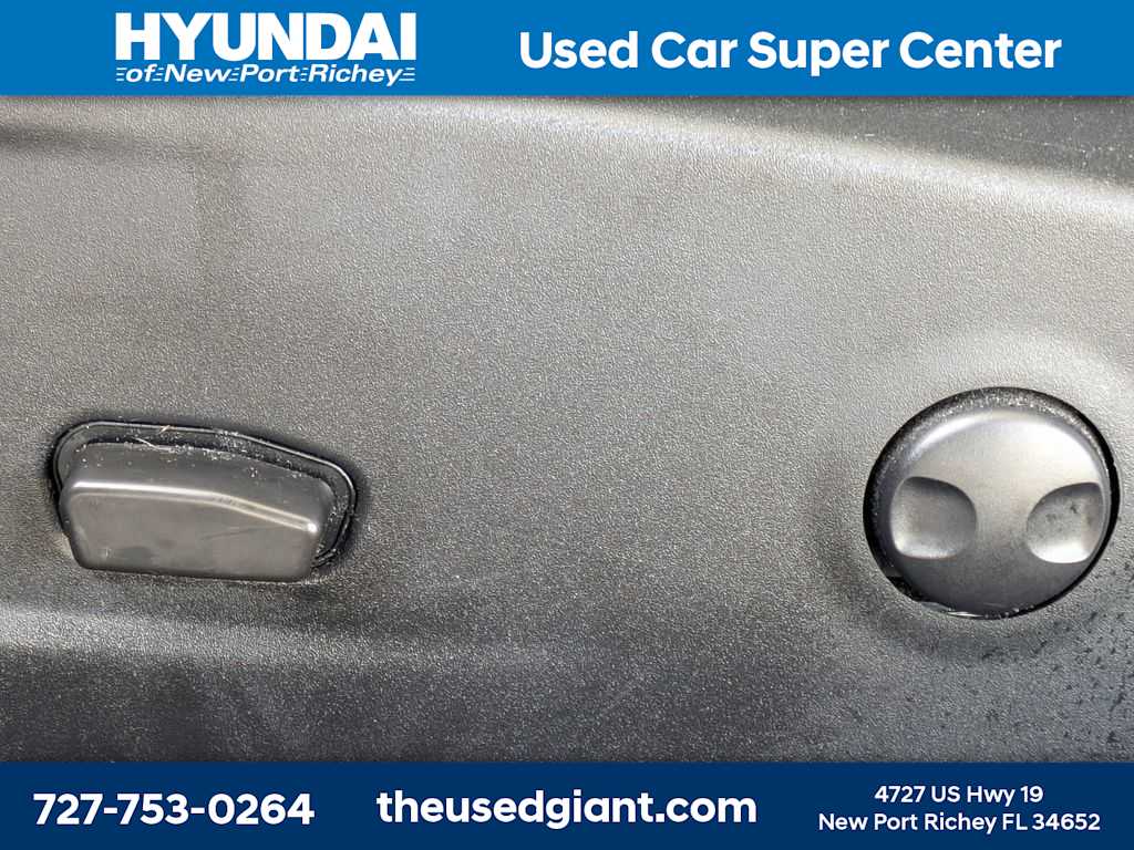 Thumbnail: 2022 Dodge Challenger - 21