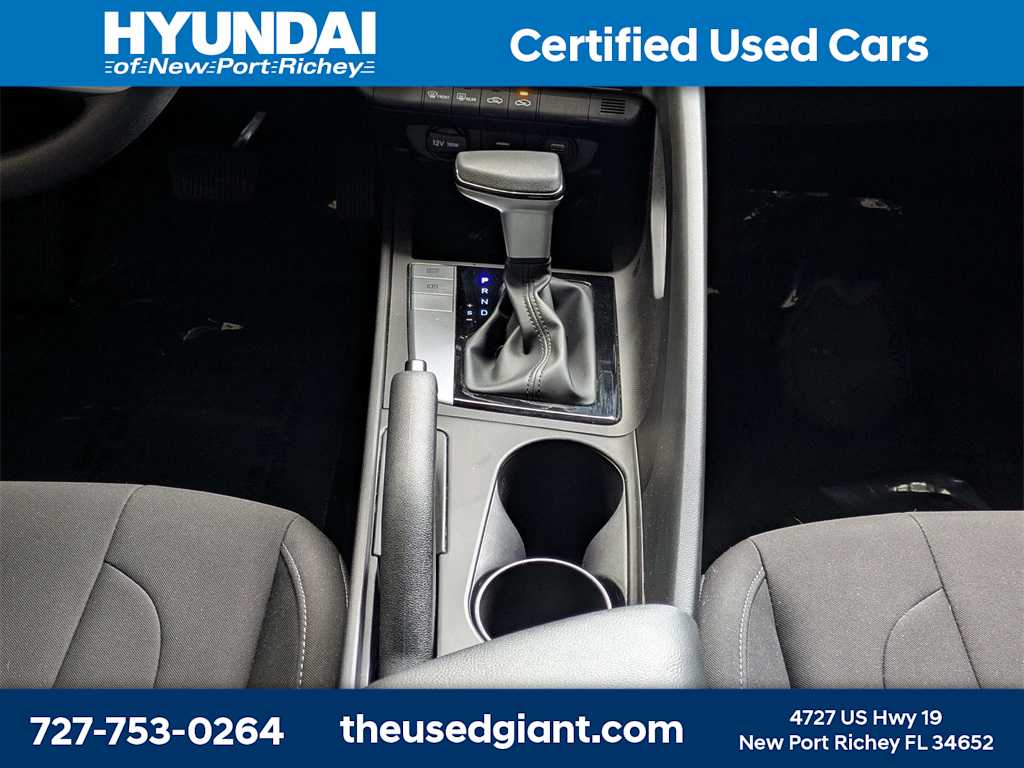 Thumbnail: 2023 Hyundai Elantra - 18