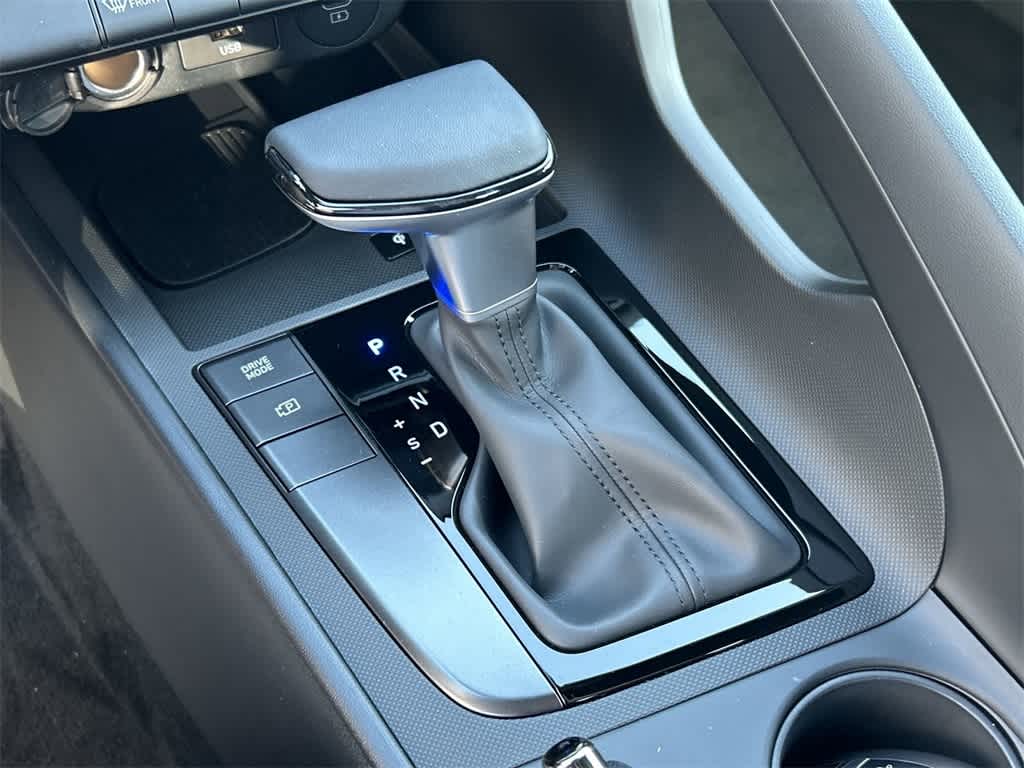 2025 Hyundai Elantra Sport 29