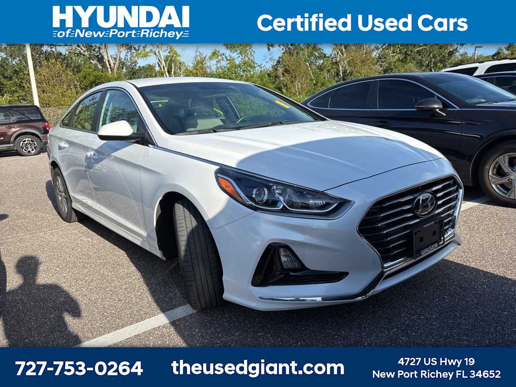 Thumbnail: 2019 Hyundai Sonata - 4