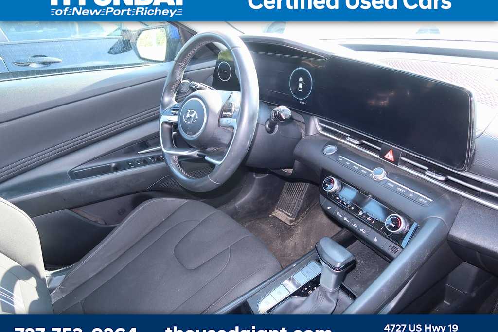 Thumbnail: 2023 Hyundai Elantra - 6