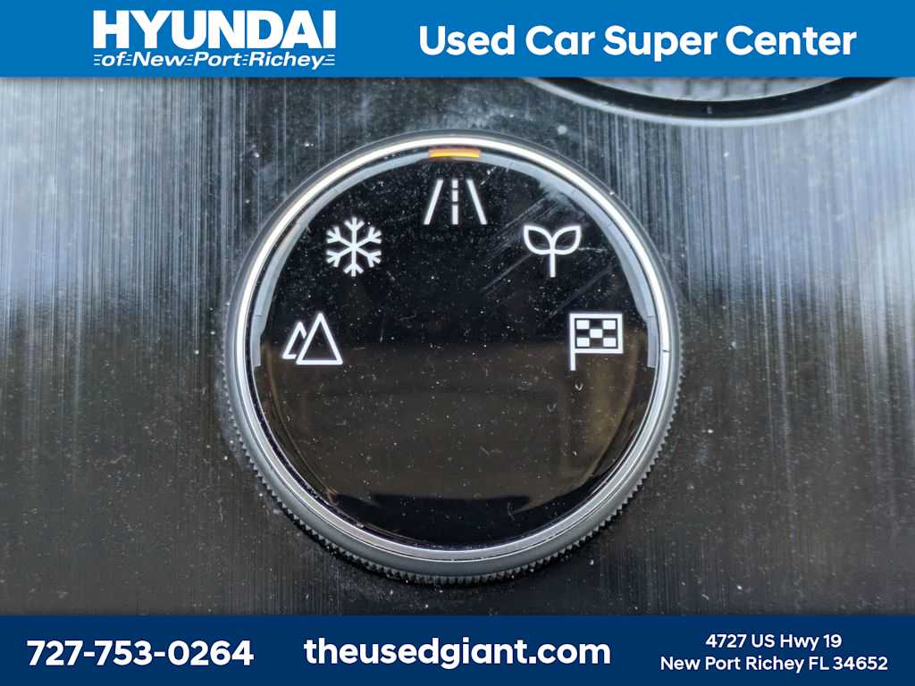 Thumbnail: 2022 Nissan Rogue - 31