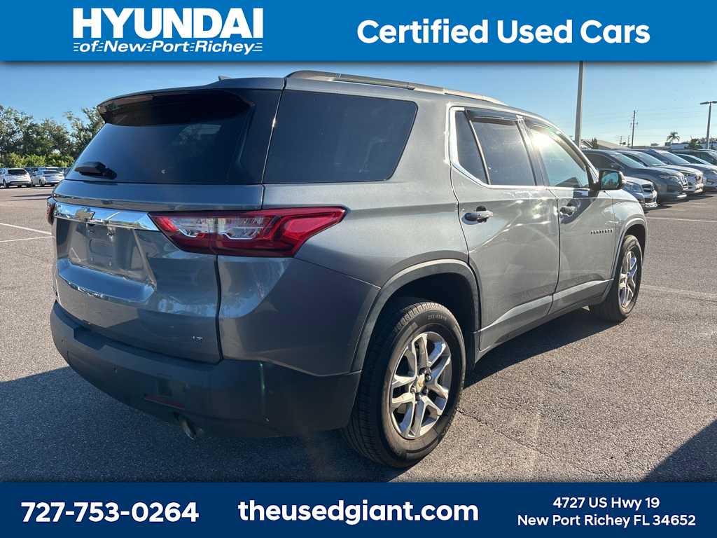Thumbnail: 2019 Chevrolet Traverse - 3