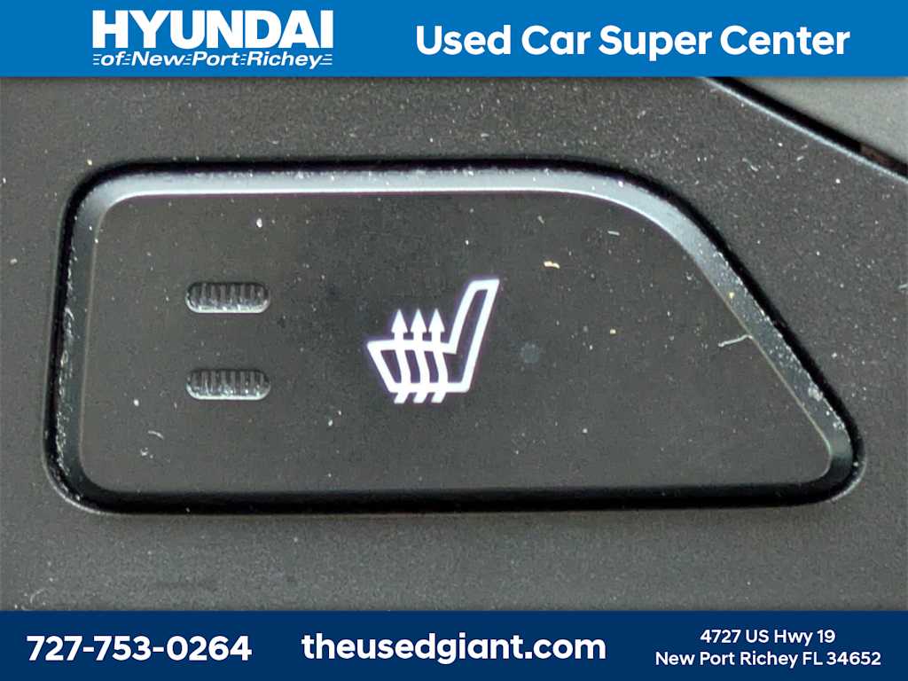 Thumbnail: 2015 Hyundai Elantra - 22