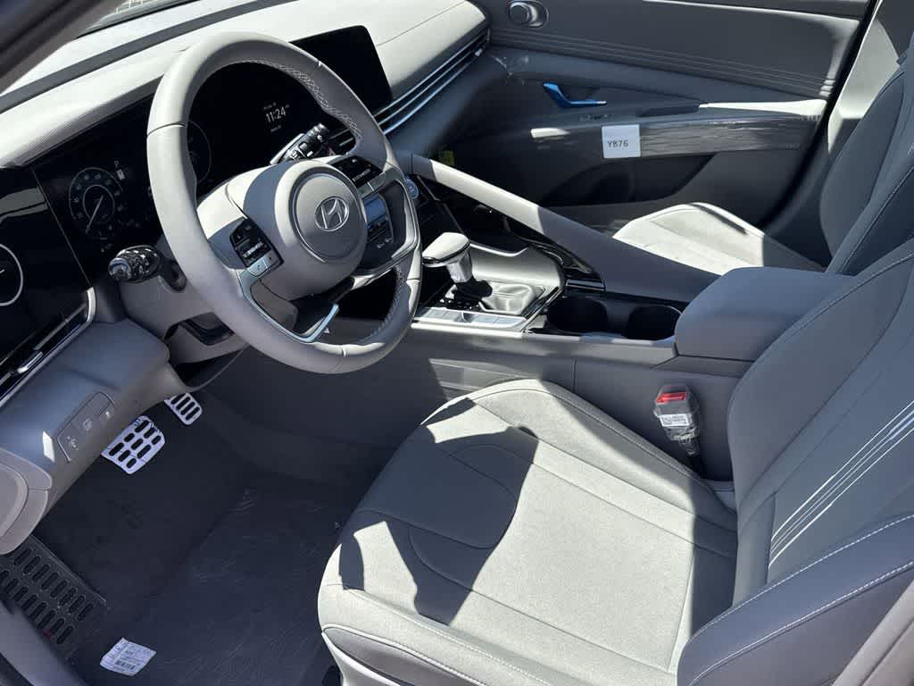 Thumbnail: 2025 Hyundai Elantra - 14