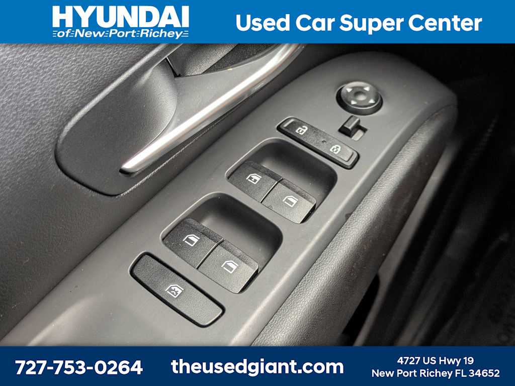 Thumbnail: 2023 Hyundai Santa Cruz - 25