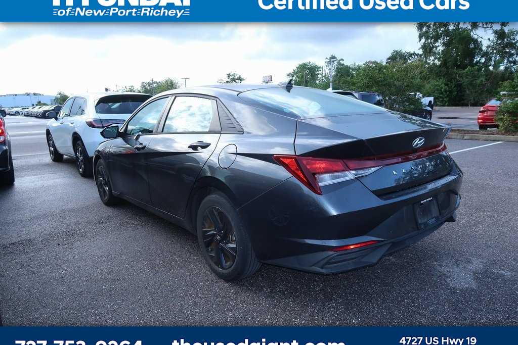 Thumbnail: 2021 Hyundai Elantra - 2