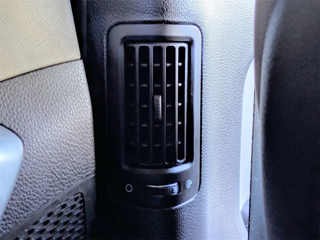 Thumbnail: 2017 Hyundai Santa Fe - 17