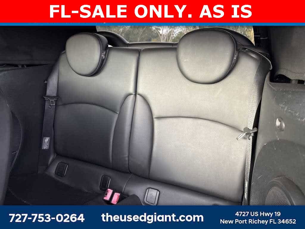 Thumbnail: 2011 MINI Cooper - 9