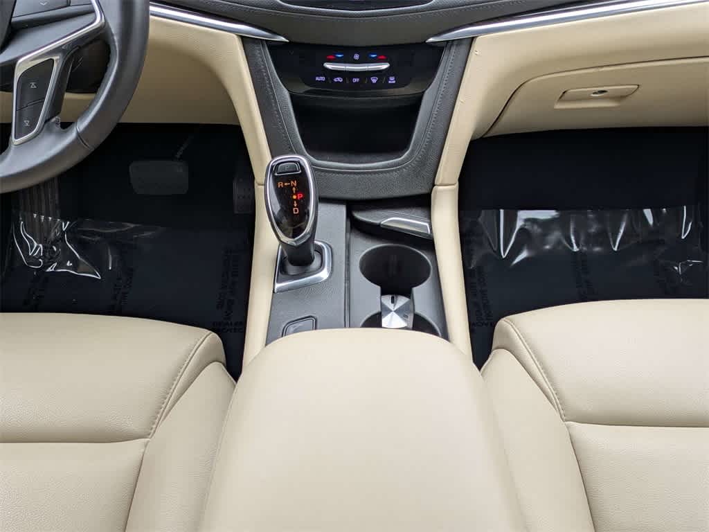 Thumbnail: 2018 Cadillac XT5 - 22