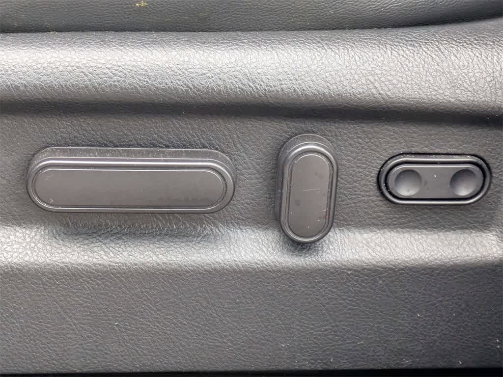 Thumbnail: 2009 Hyundai Santa Fe - 22