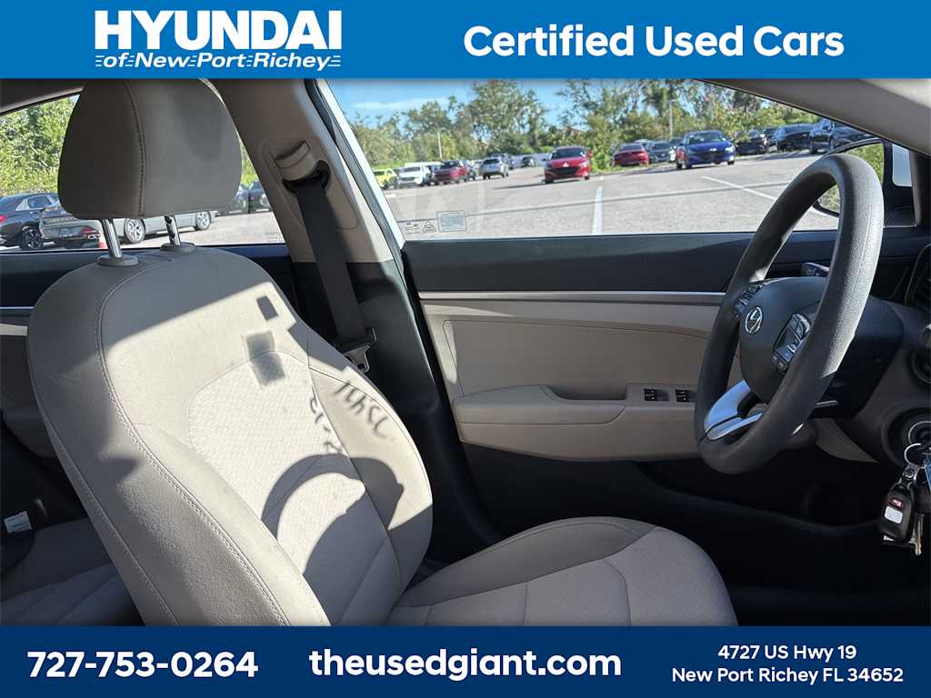 Thumbnail: 2019 Hyundai Elantra - 8