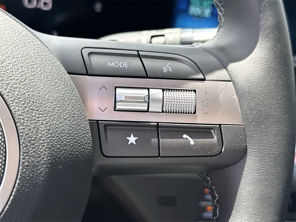 2025 Hyundai Kona SEL 23