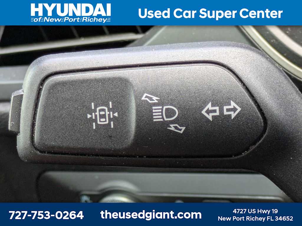 Thumbnail: 2021 Ford Escape - 32