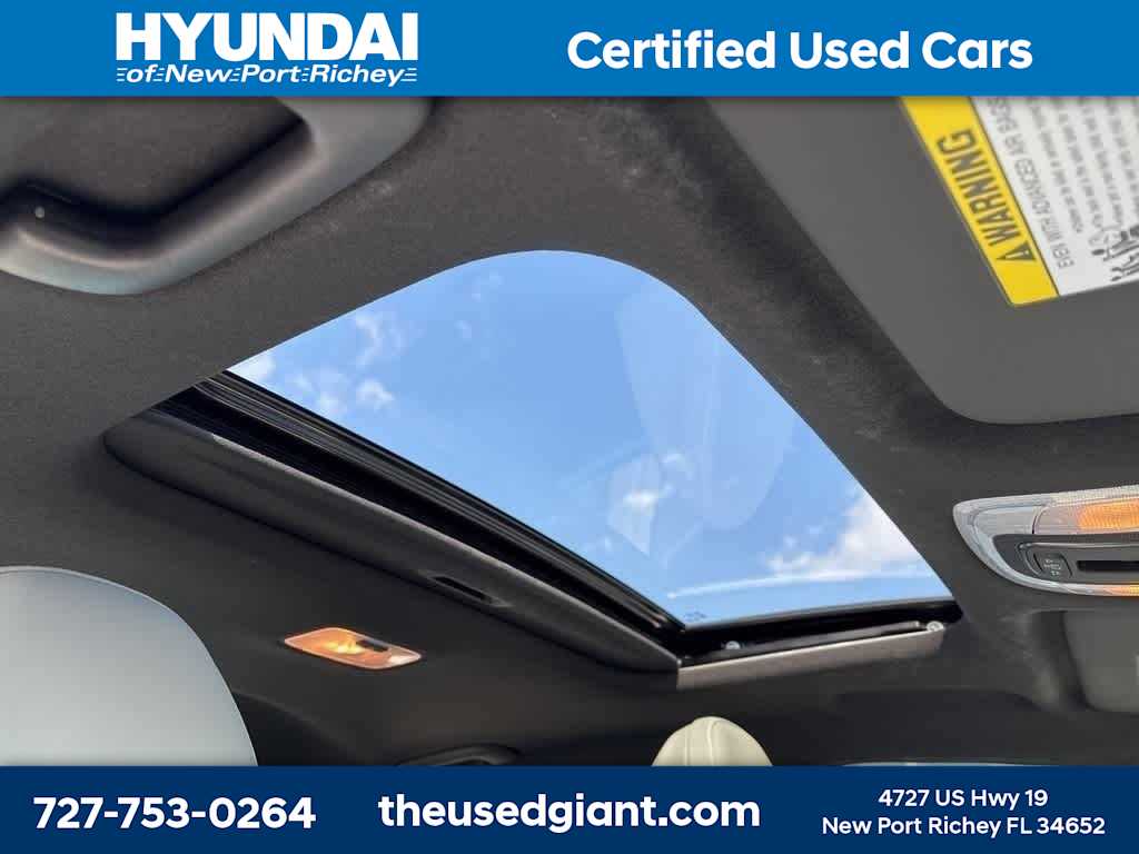 Thumbnail: 2024 Hyundai Elantra - 9