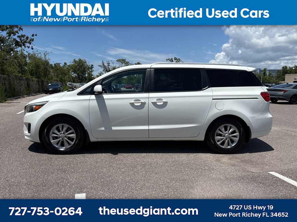 Thumbnail: 2016 Kia Sedona - 2