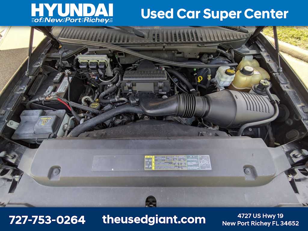 Thumbnail: 2005 Ford Expedition - 15